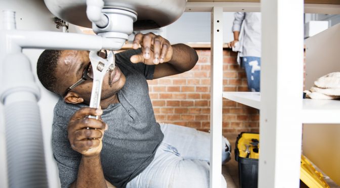 Union Plumber vs. Independent Plumber: Which Career Path Actually Pays More?