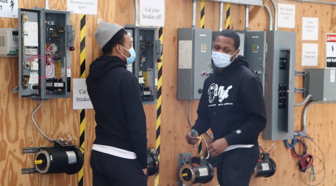Industrial Maintenance Technician: The Automation Job Philly Plants Can’t Fill