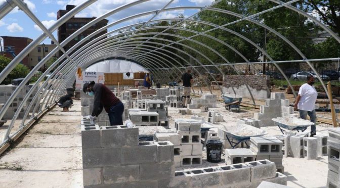 How much does a construction training program matter in the US?