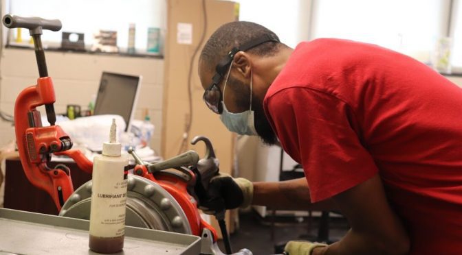 How Are Pipe Fitters Different From Plumbers?