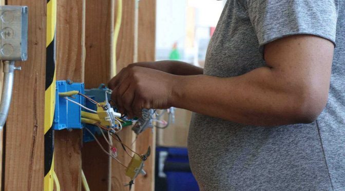 What Is The Difference Between A Journeyman And An Electrician?