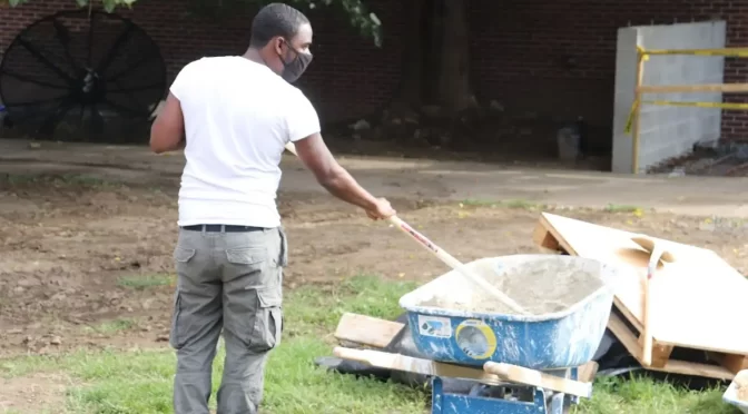 Why Should One Look For Construction Jobs?