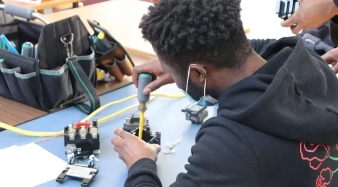 Is Acquiring Trade Skills A Better Option Than A Four Years College Education?