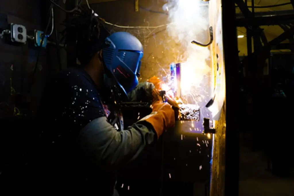 Welding training at PTTI