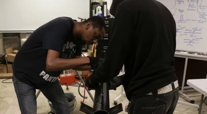 What Type Of Training Do Plumbers Need To Work With Pipes?