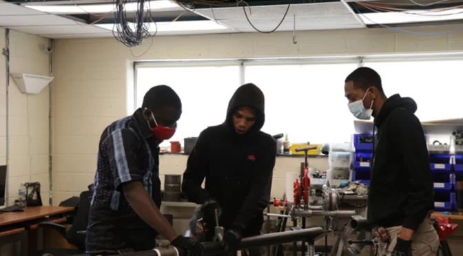 How To Use Hand And Power Tools In The Steamfitting Industry?