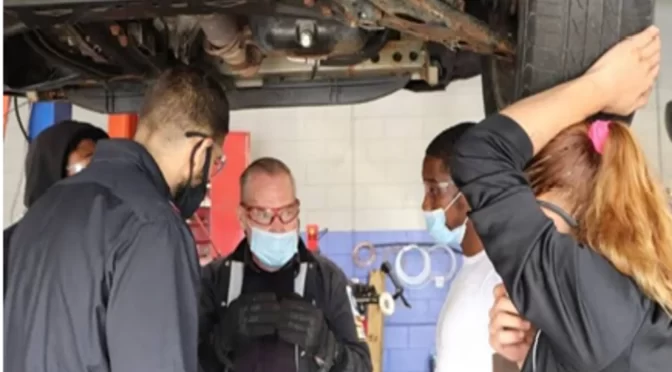 Mechanic Certification: Harnessing The Power Of Software In Vehicle Repair