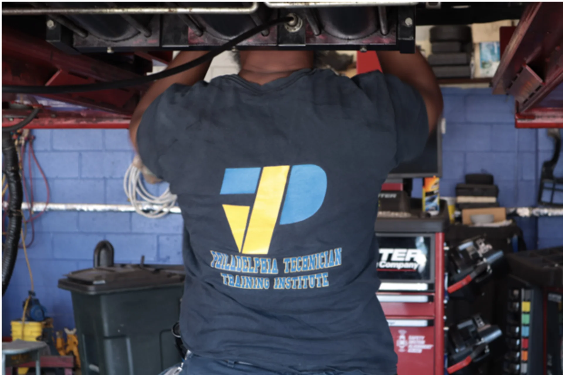 Troubleshooting 101: Common Challenges Faced by Automotive Technicians