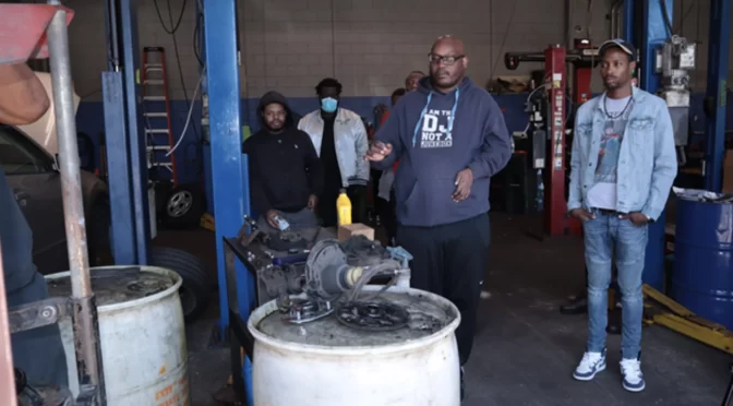 How Does One Choose The Best Automotive Technician Program?