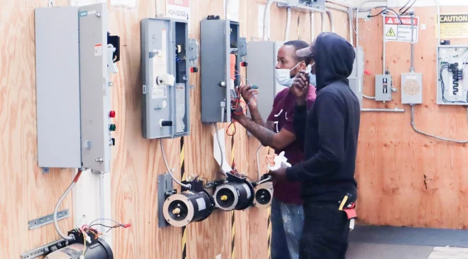 5 Things To Avoid While Starting An Electrician Career In The US