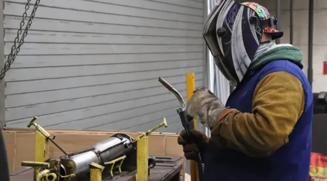 Trade Schools with Financial Aid: Your Guide to Affordable Vocational Training in 2025