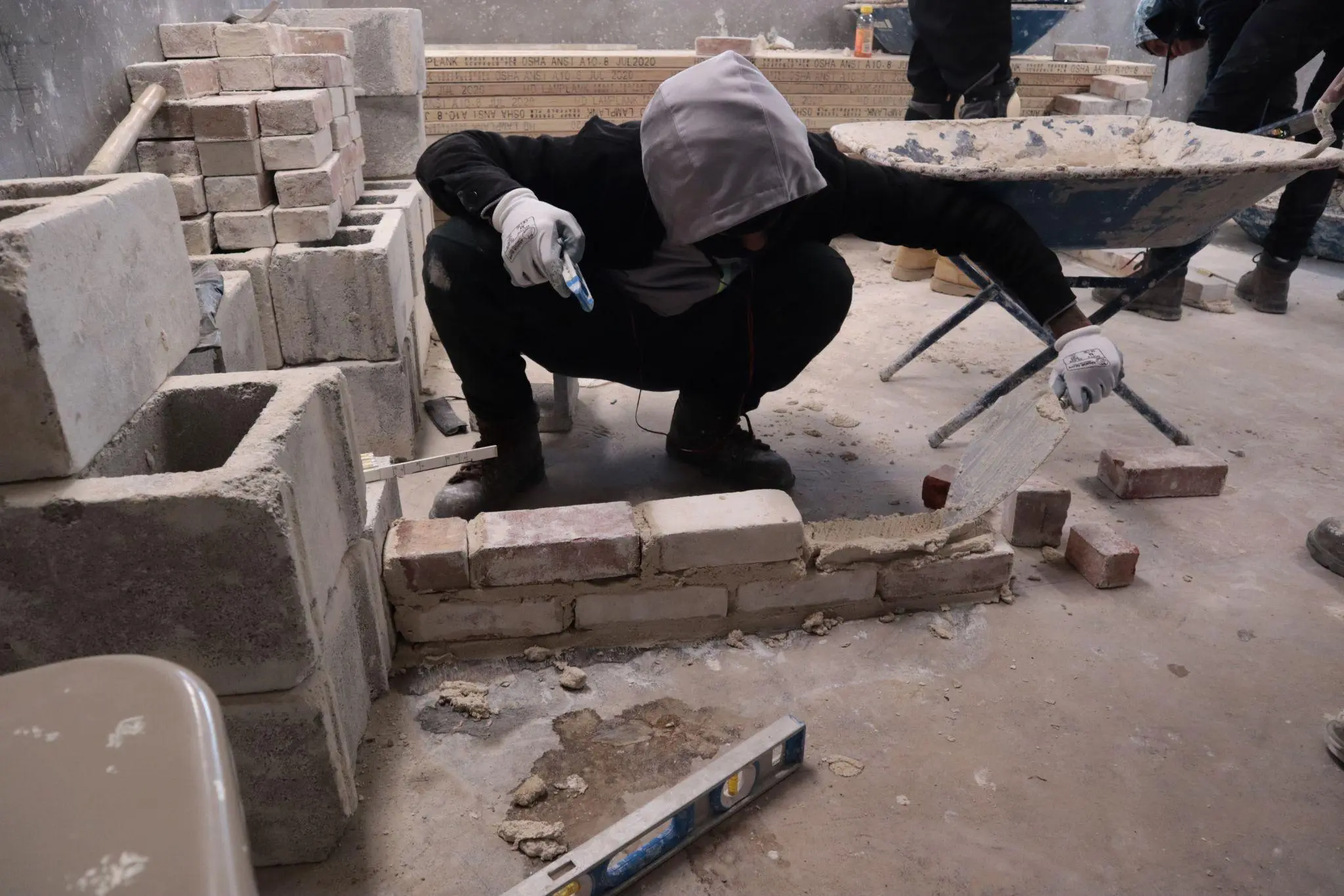 How Augmented Reality and Virtual Reality Are Redefining Vocational Trades Training