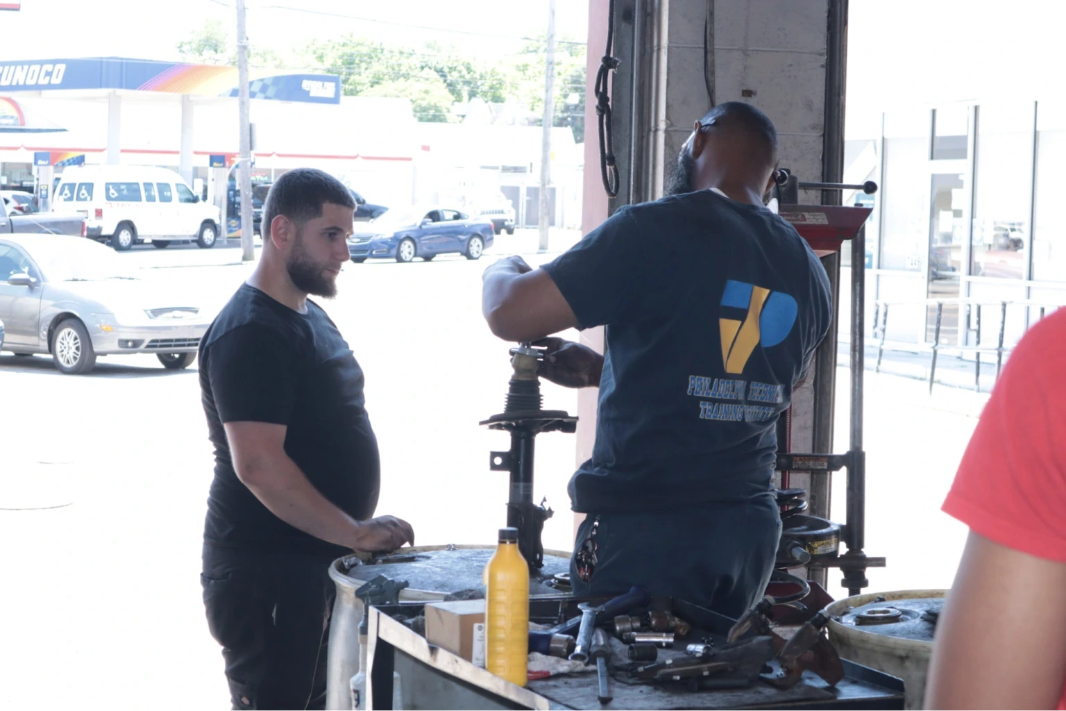 Automotive Repair Shop Safety Rules Every New Technician Must Know