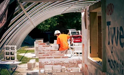 Top 10 Reasons to Start a Career in the Construction Trades in the US in 2026